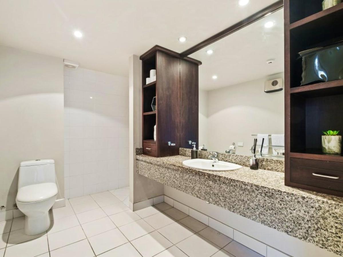 Lakeside Living - Modern 2-Bedroom Apartment Queenstown Exterior foto